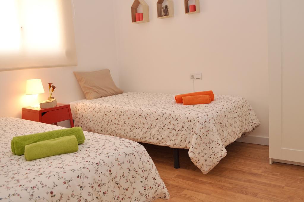 Bcn4Days Apartments Оспиталет де Лобрегат Екстериор снимка